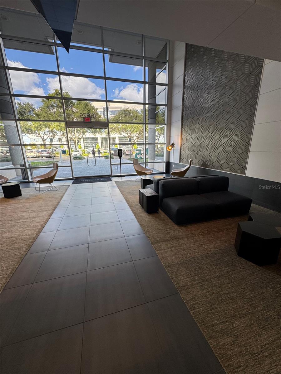 Image 13 of 36 For 6675 Westwood Boulevard 330