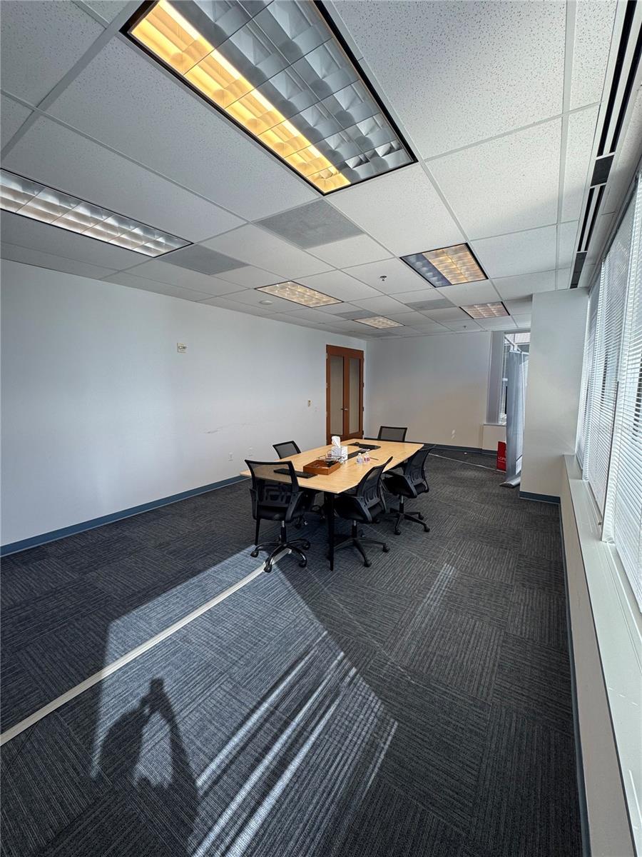 Image 16 of 36 For 6675 Westwood Boulevard 330