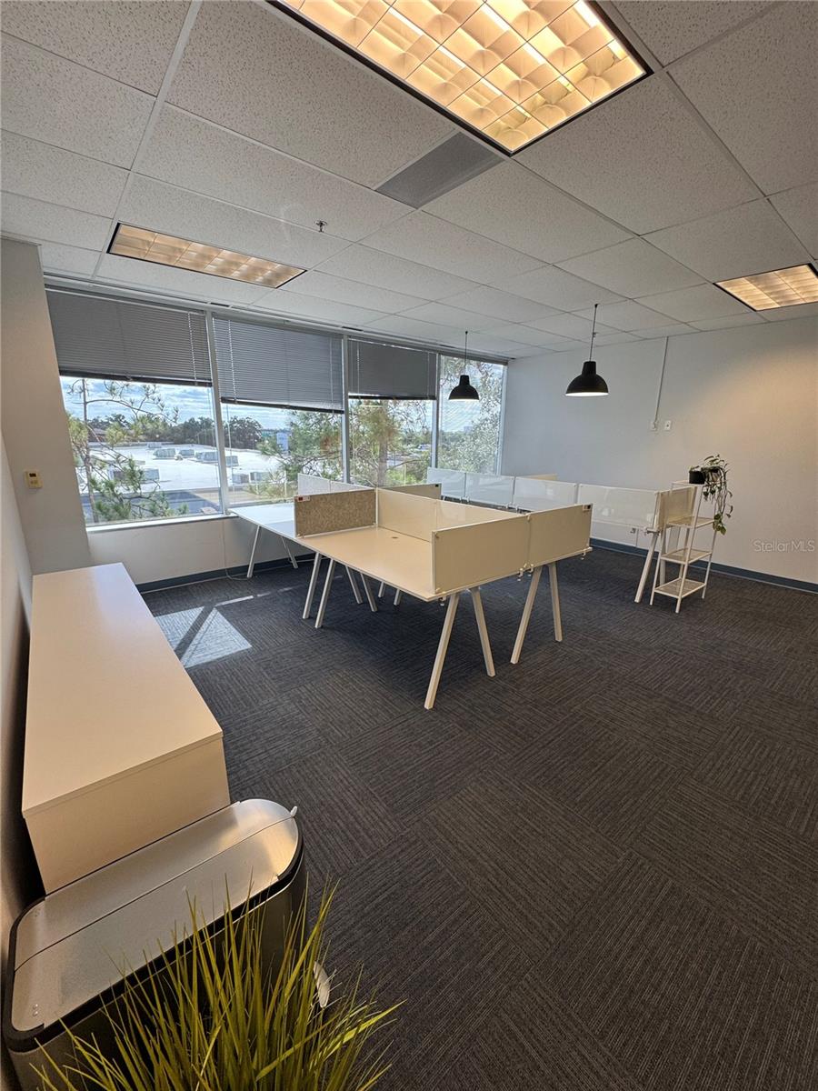 Image 24 of 36 For 6675 Westwood Boulevard 330