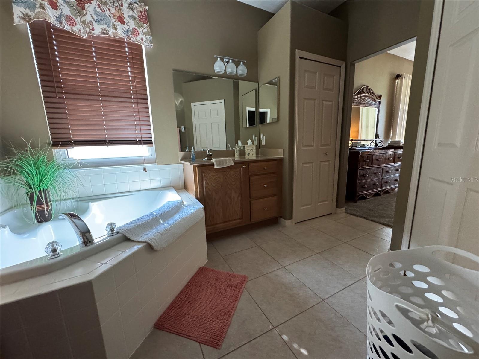 Image 13 of 27 For 15598 11th Terrace Road