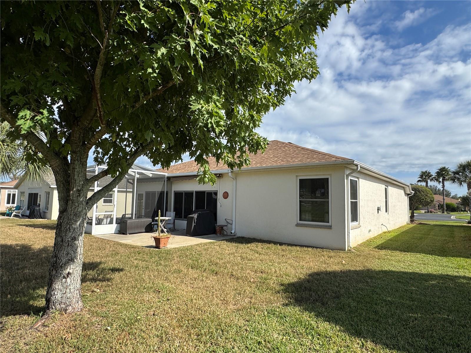 Image 8 of 27 For 15598 11th Terrace Road