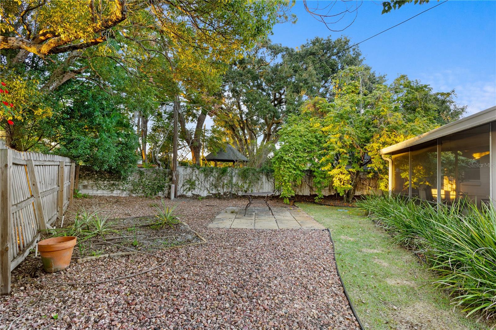 Image 18 of 22 For 2743 Merrie Oaks Road