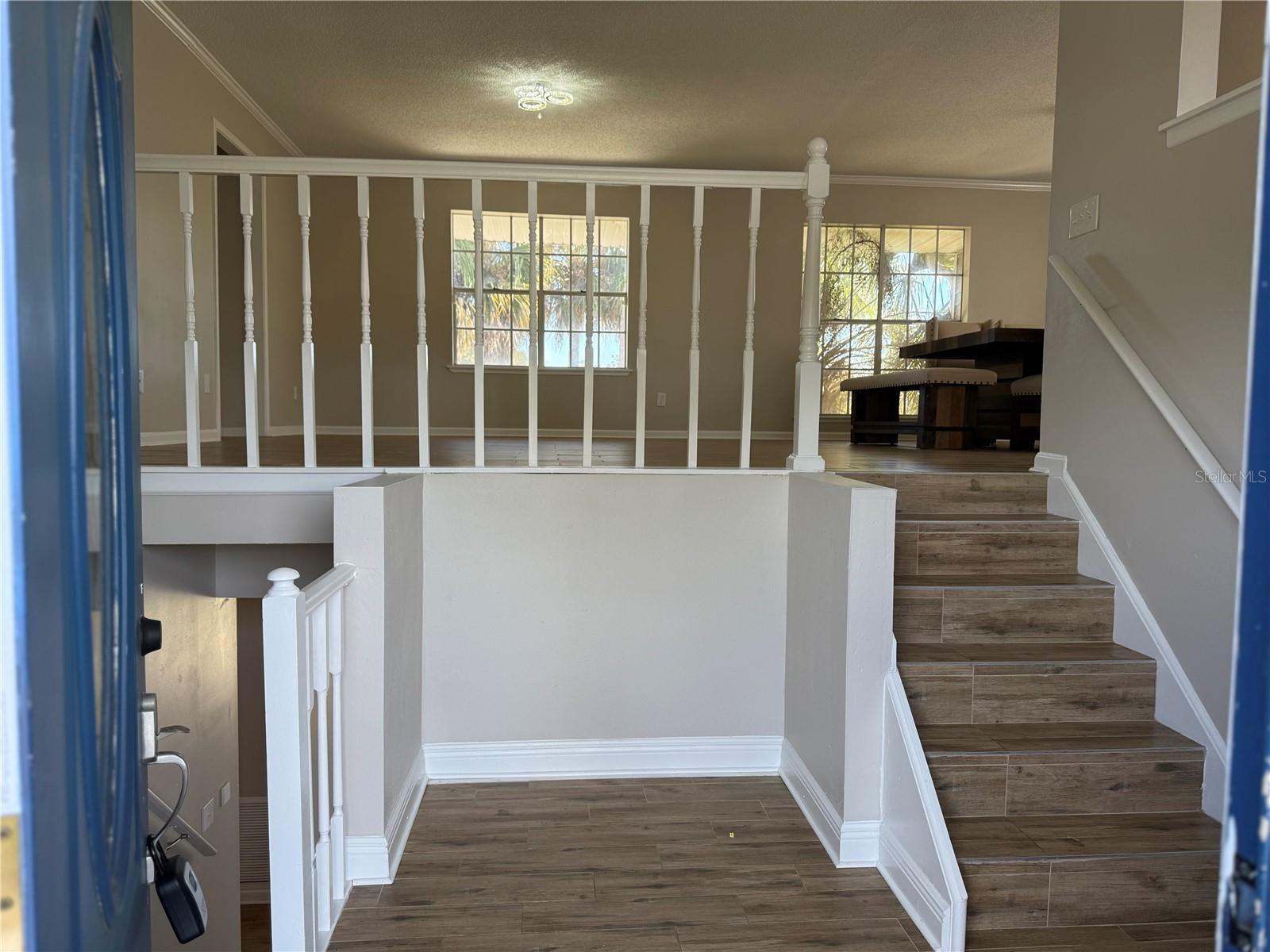 Image 3 of 49 For 489 Deerwood Avenue