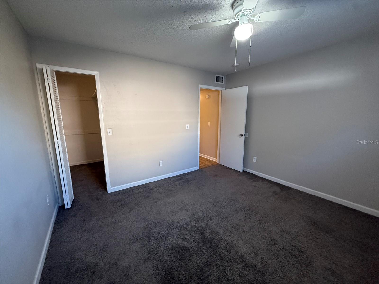 Image 40 of 49 For 489 Deerwood Avenue