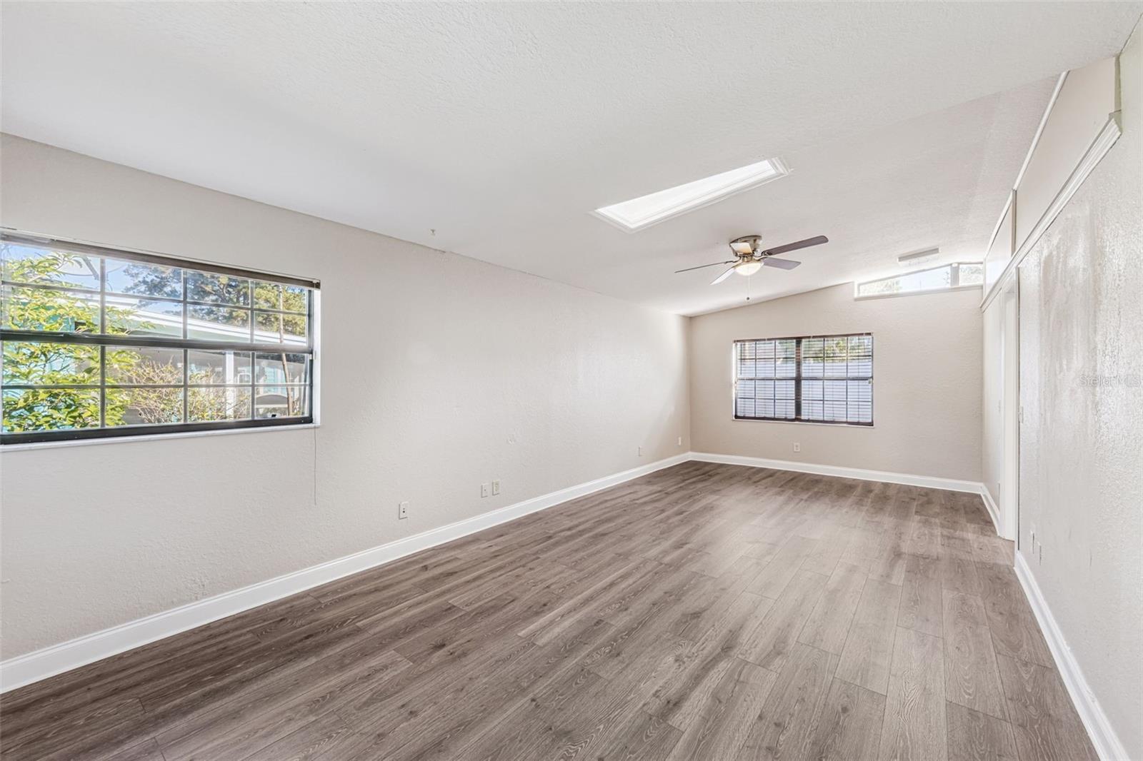 Image 20 of 26 For 219 Bennett Street