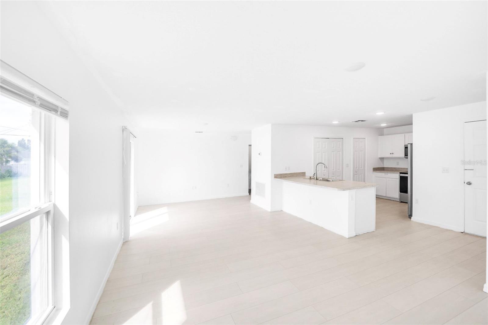 Image 8 of 22 For 1798 Cecelia Lane