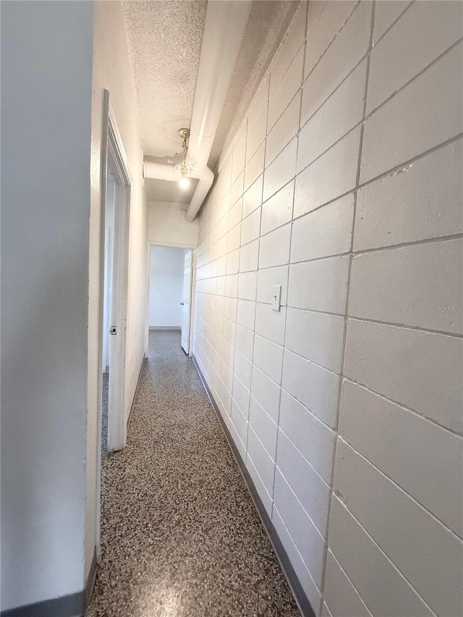 Image 14 of 24 For 2207 Vine Street