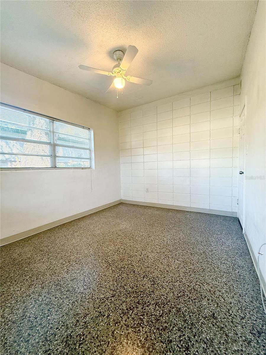 Image 19 of 24 For 2207 Vine Street