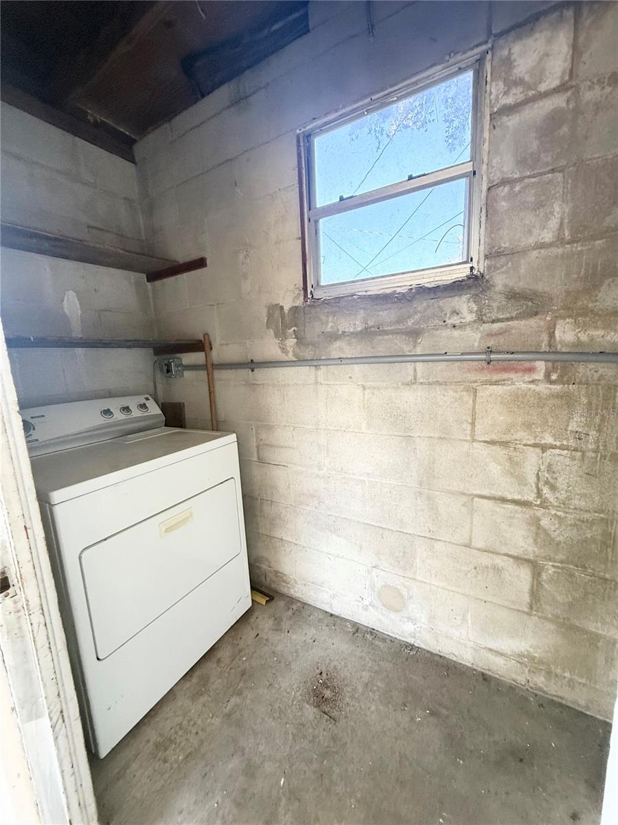 Image 20 of 24 For 2207 Vine Street