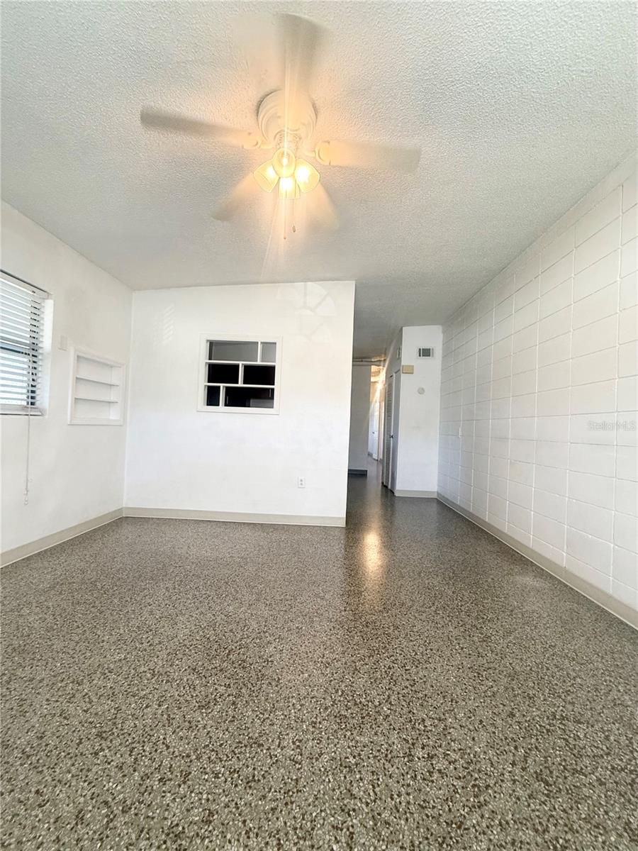 Image 6 of 24 For 2207 Vine Street