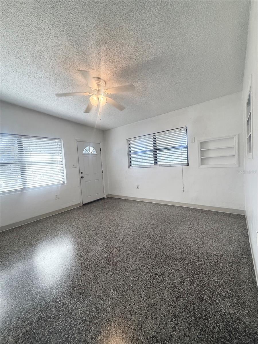 Image 8 of 24 For 2207 Vine Street