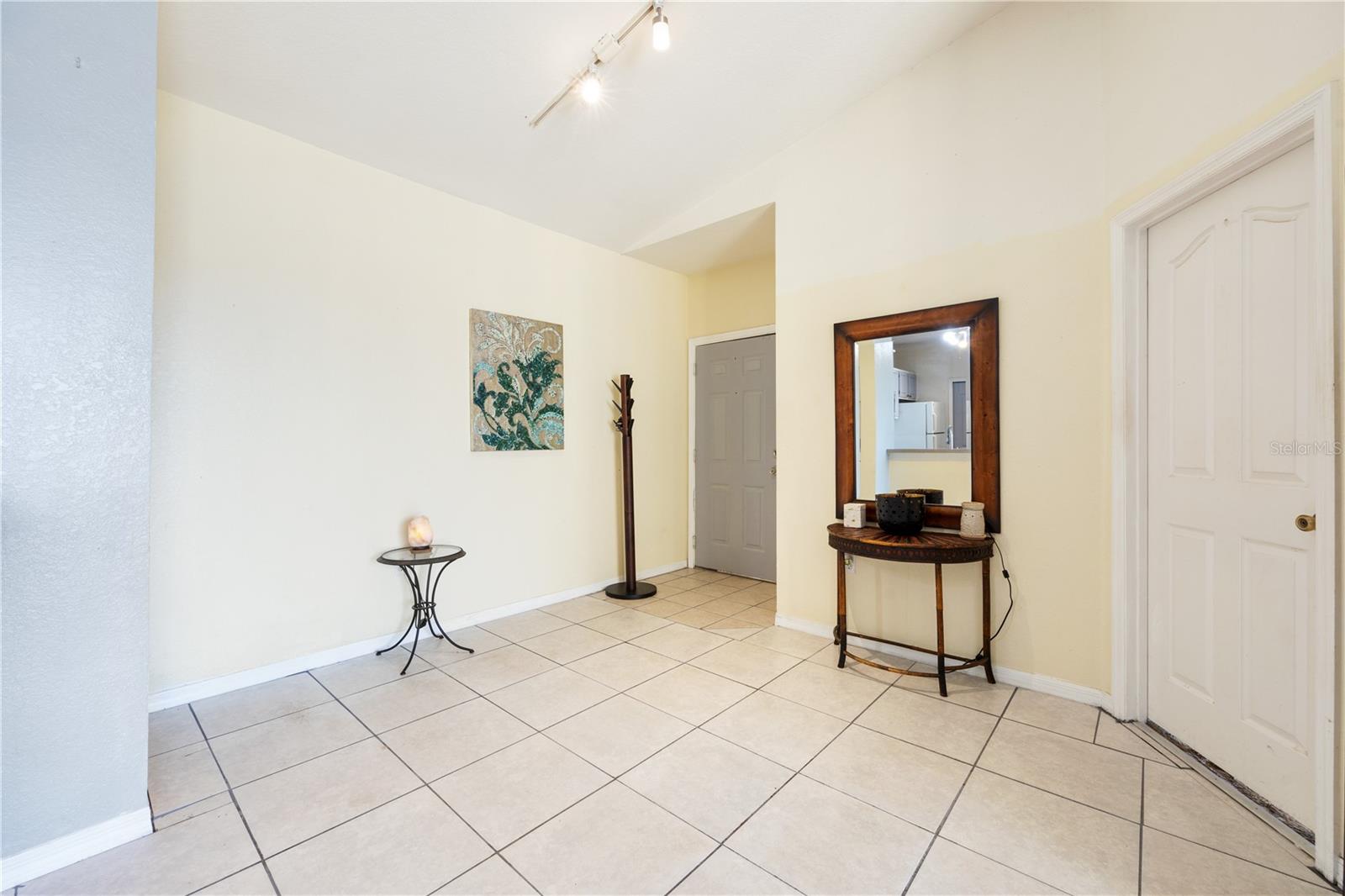 Image 20 of 74 For 1175 Lake Shadow Circle 4308