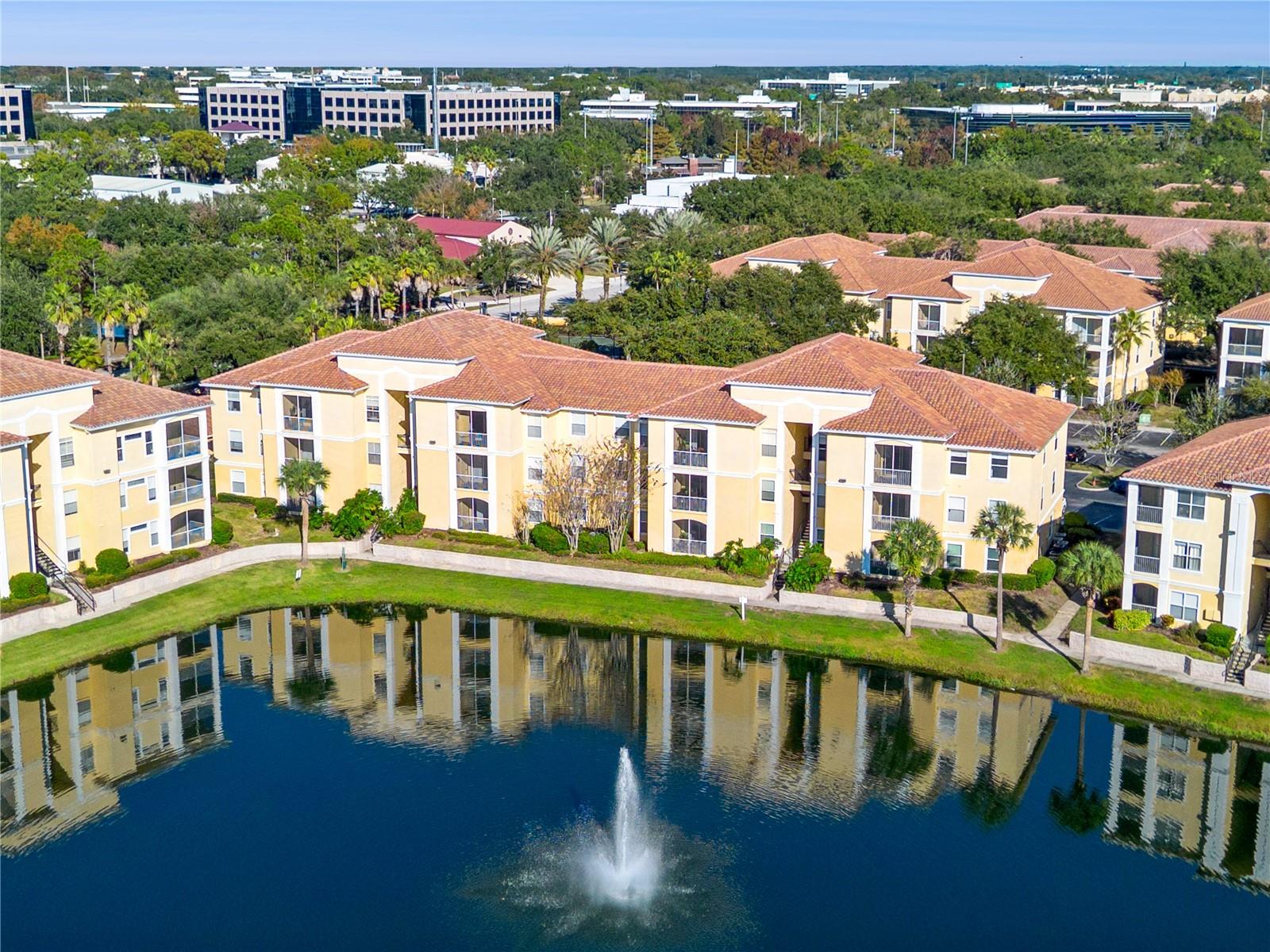 Image 41 of 74 For 1175 Lake Shadow Circle 4308