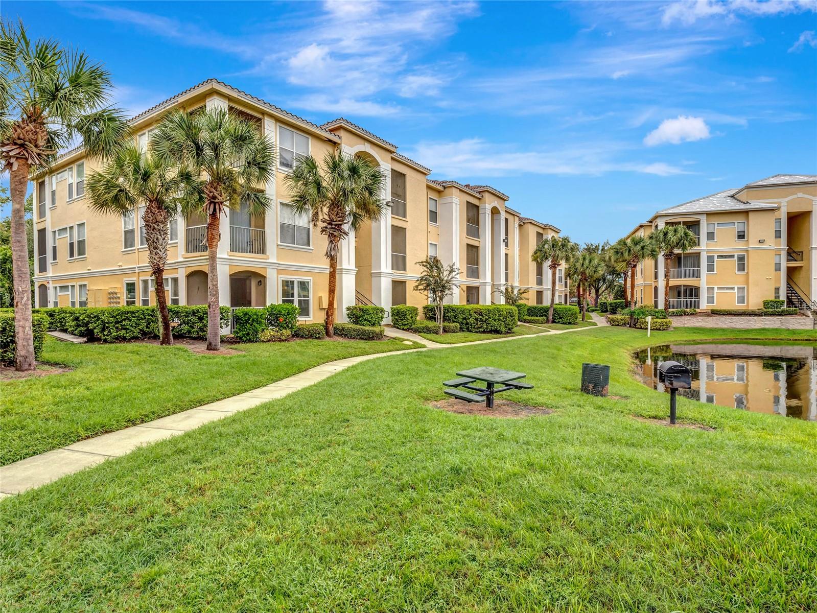 Image 50 of 74 For 1175 Lake Shadow Circle 4308