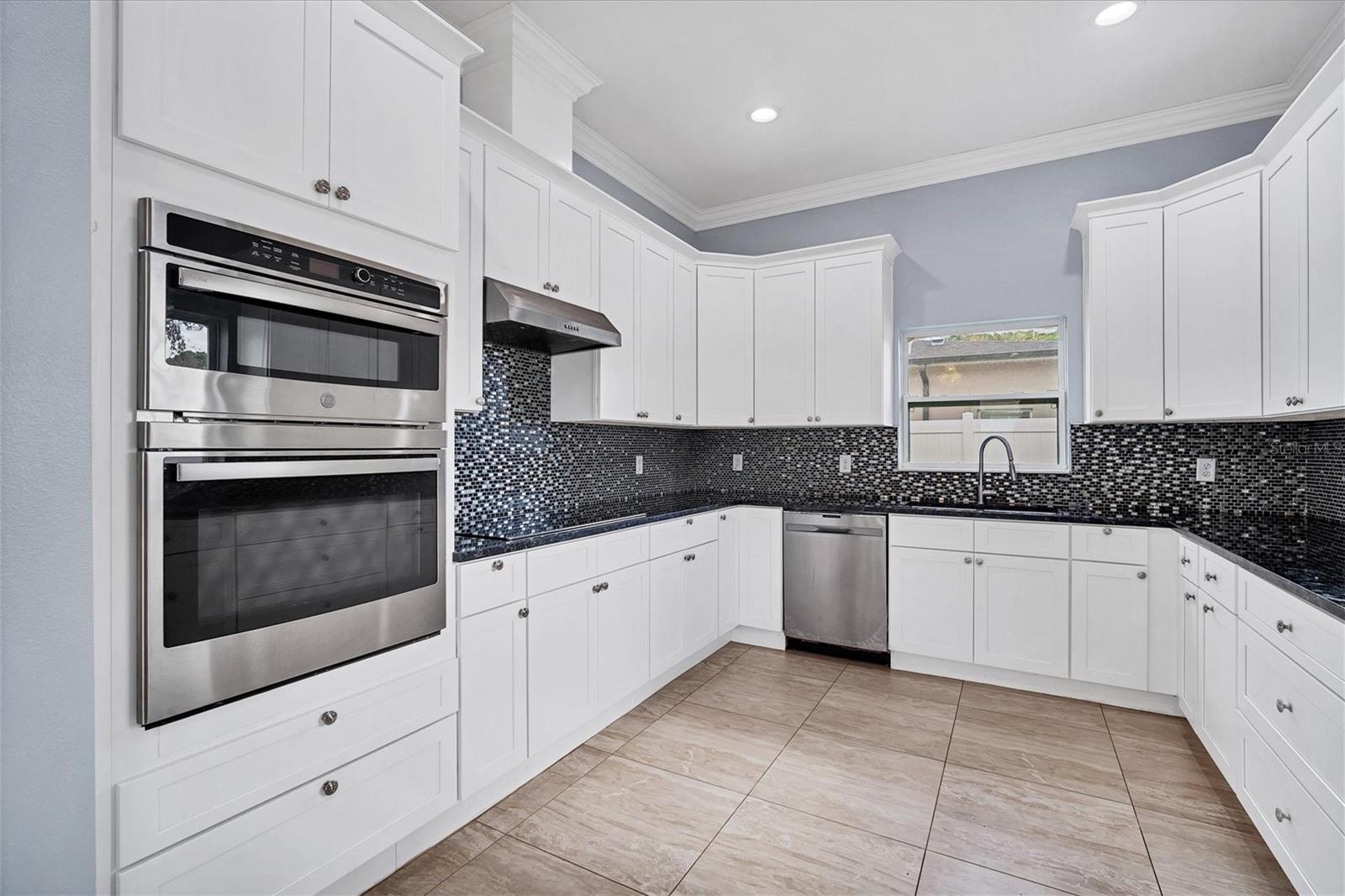 Image 21 of 63 For 8115 61st Street N