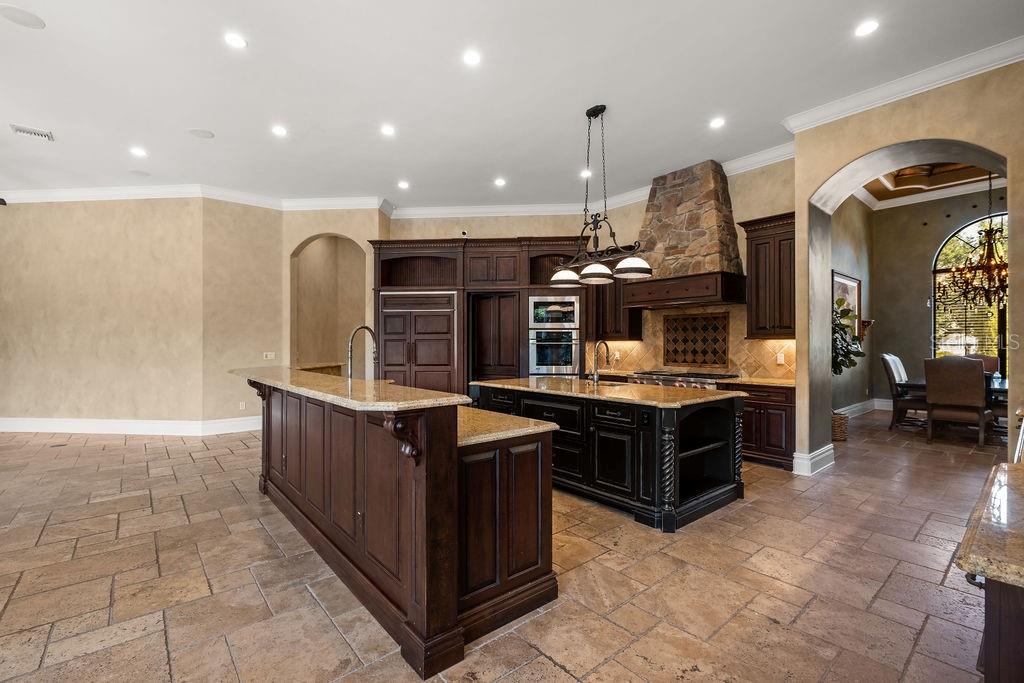 Image 13 of 47 For 6130 Grosvenor Shore Drive