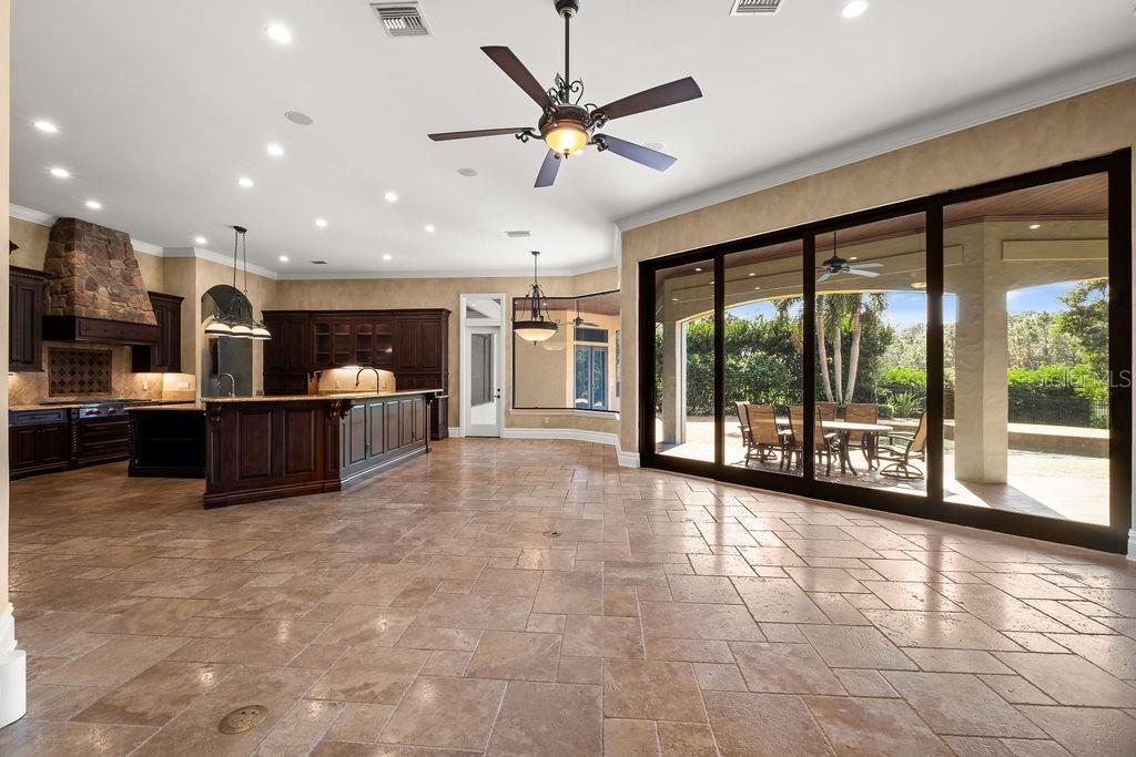 Image 14 of 47 For 6130 Grosvenor Shore Drive