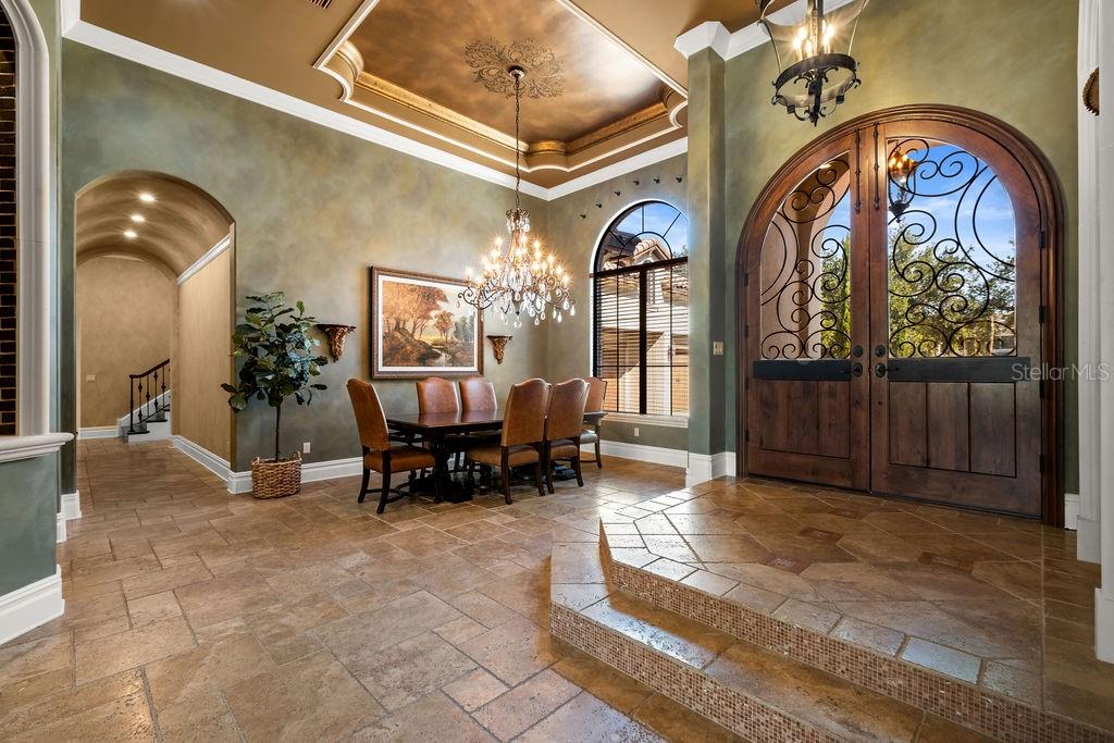 Image 9 of 47 For 6130 Grosvenor Shore Drive