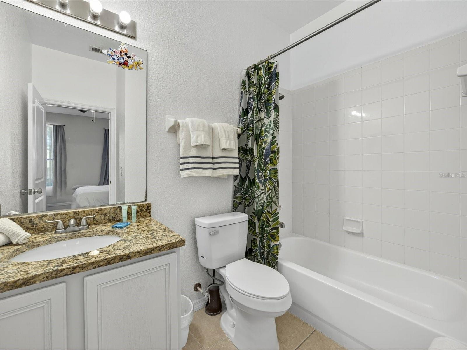 Image 17 of 49 For 3948 Calabria Avenue