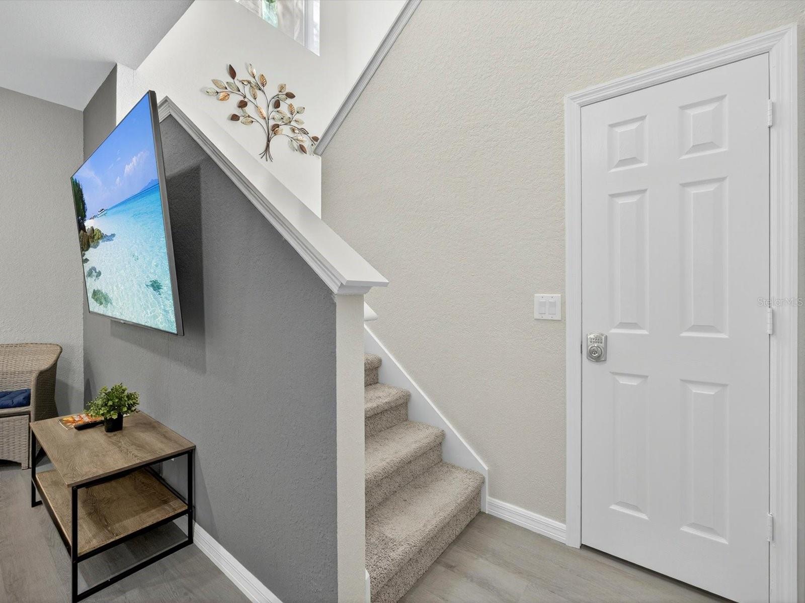 Image 18 of 49 For 3948 Calabria Avenue