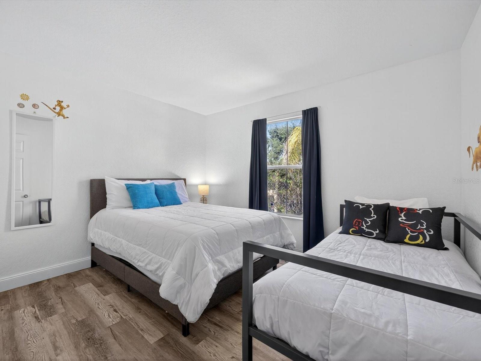 Image 19 of 49 For 3948 Calabria Avenue