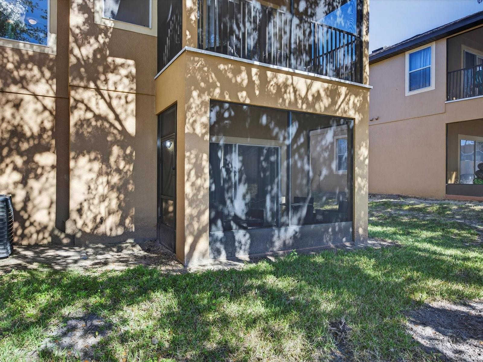 Image 34 of 49 For 3948 Calabria Avenue