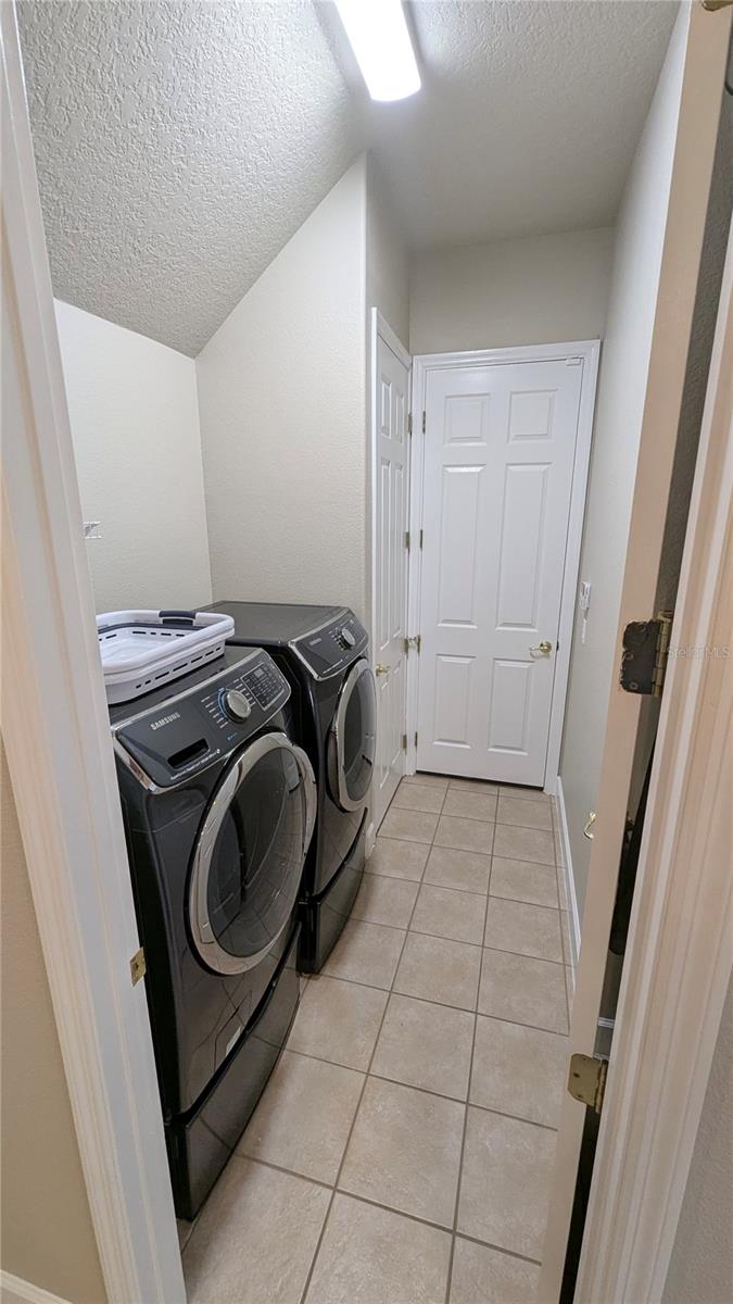 Image 21 of 25 For 1691 Astor Farms Place