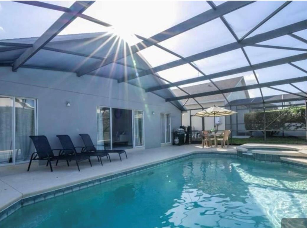 Image 14 of 42 For 16629 Rolling Green Drive