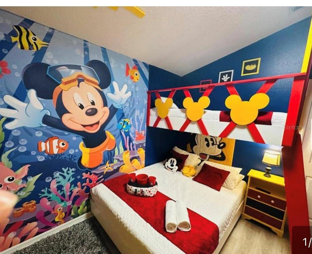 Image 2 of 42 For 16629 Rolling Green Drive