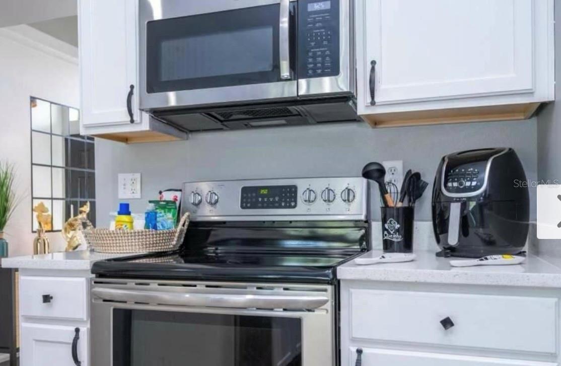 Image 28 of 42 For 16629 Rolling Green Drive