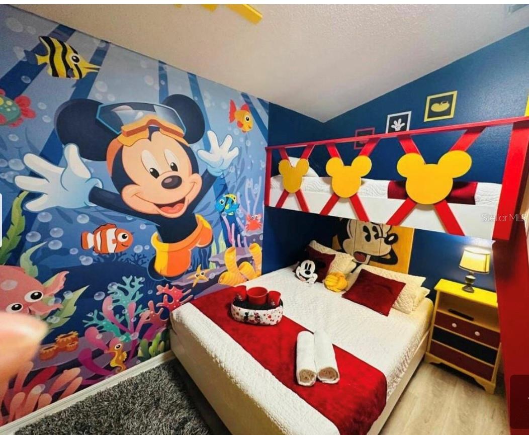 Image 38 of 42 For 16629 Rolling Green Drive