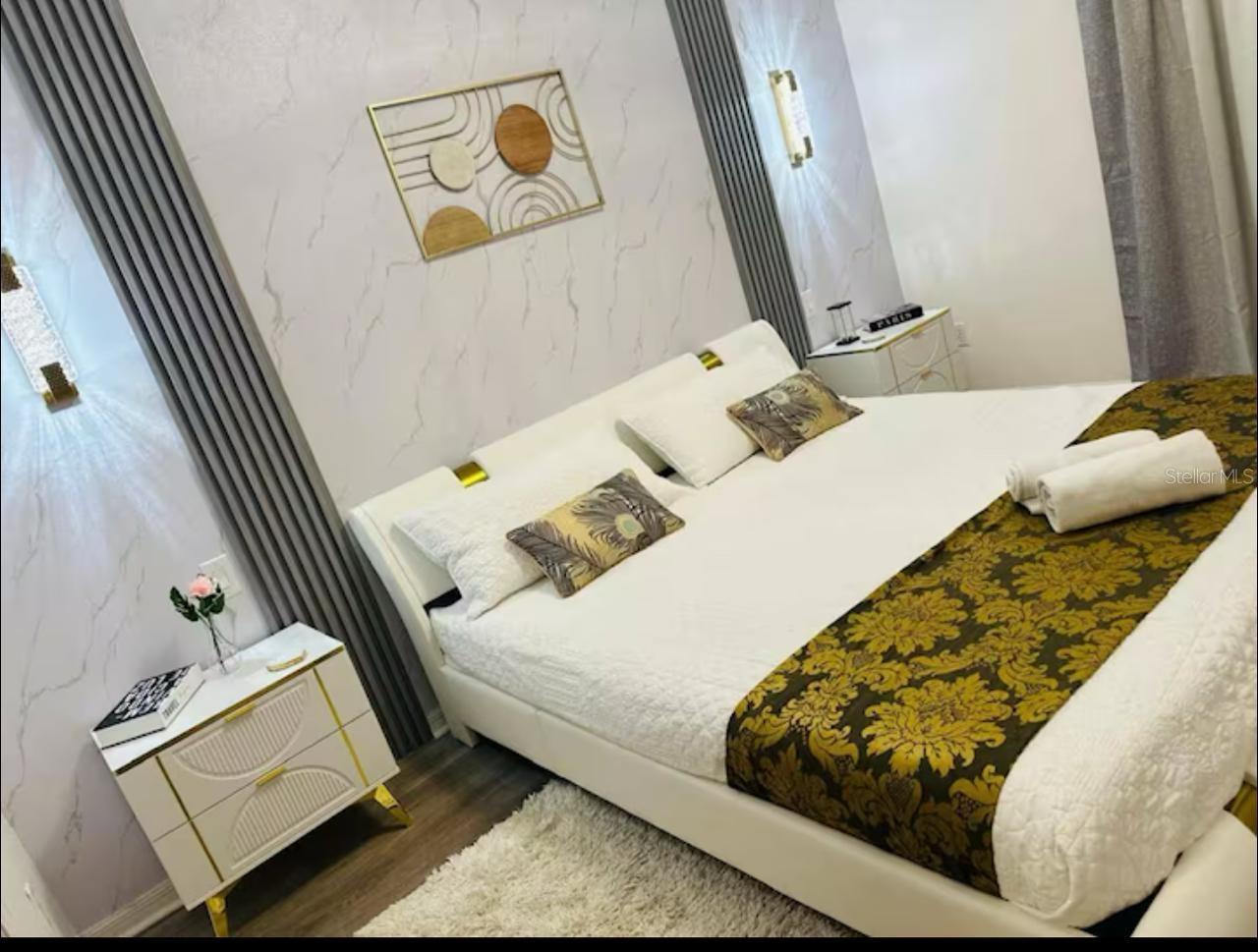 Image 44 of 56 For 16629 Rolling Green Drive