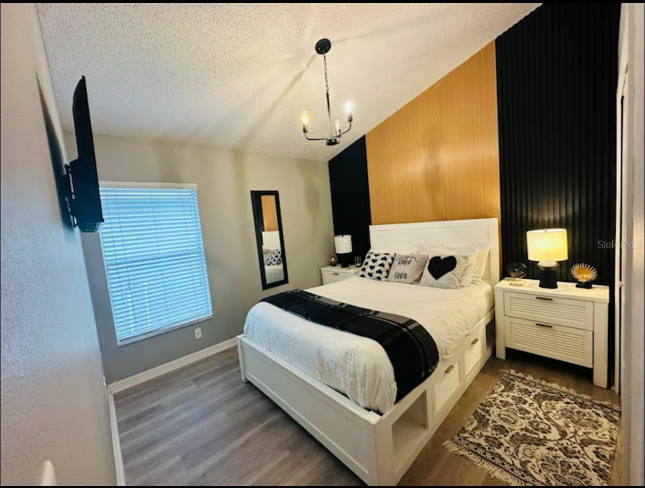 Image 49 of 56 For 16629 Rolling Green Drive