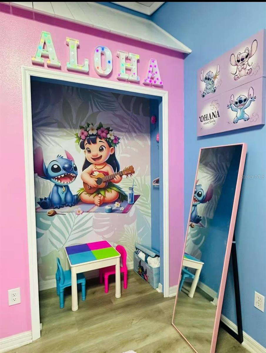 Image 52 of 56 For 16629 Rolling Green Drive