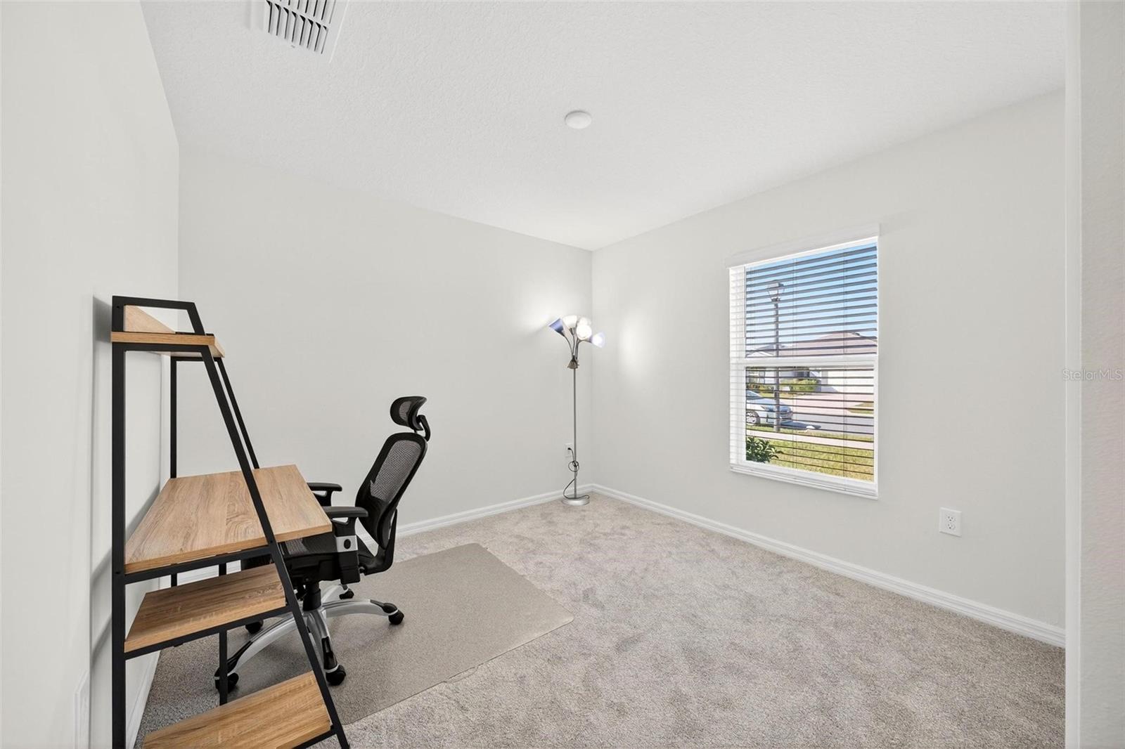 Image 11 of 52 For 232 Summerlin Loop