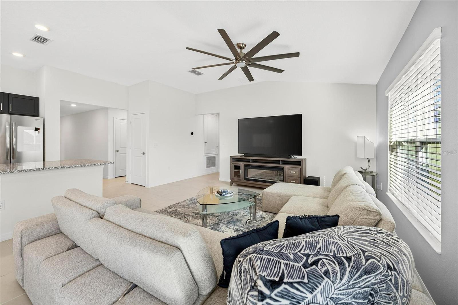 Image 34 of 52 For 232 Summerlin Loop