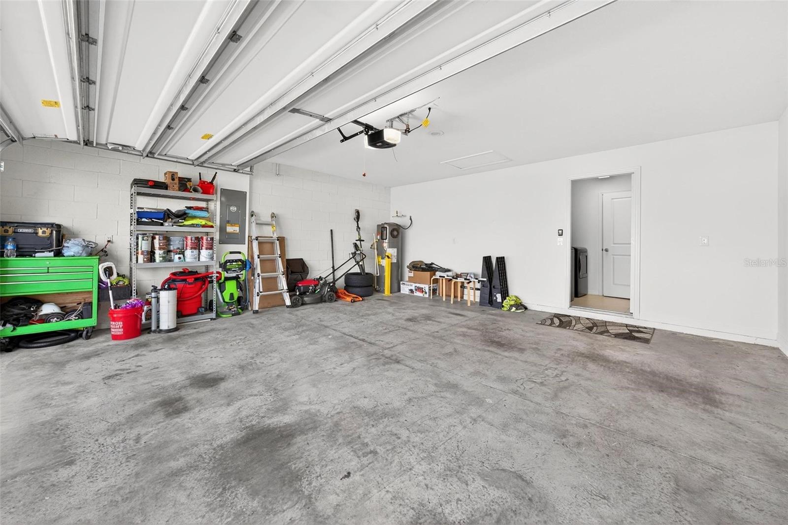 Image 41 of 52 For 232 Summerlin Loop