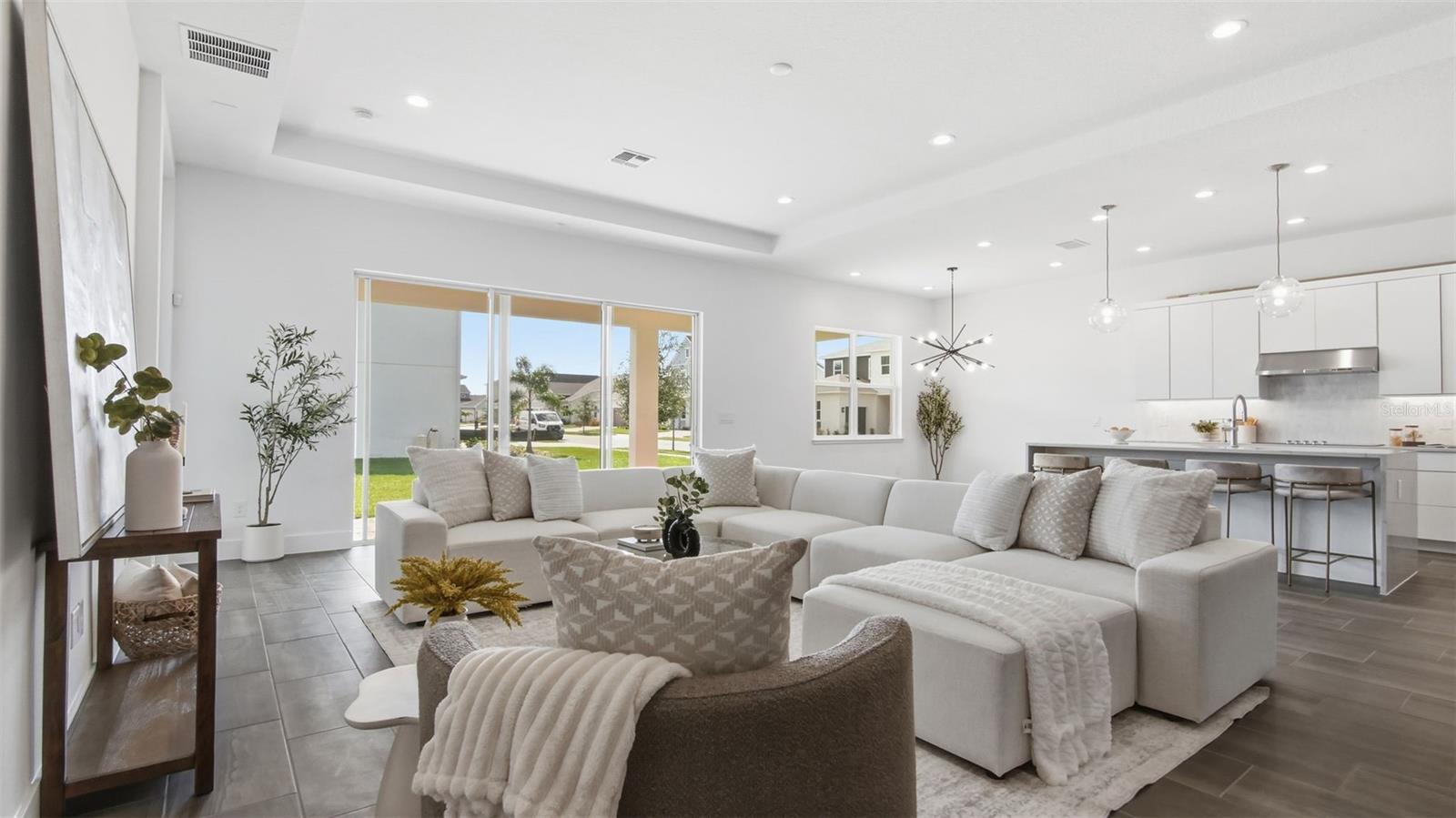 Image 5 of 10 For 3527 Mclain Preserve Point