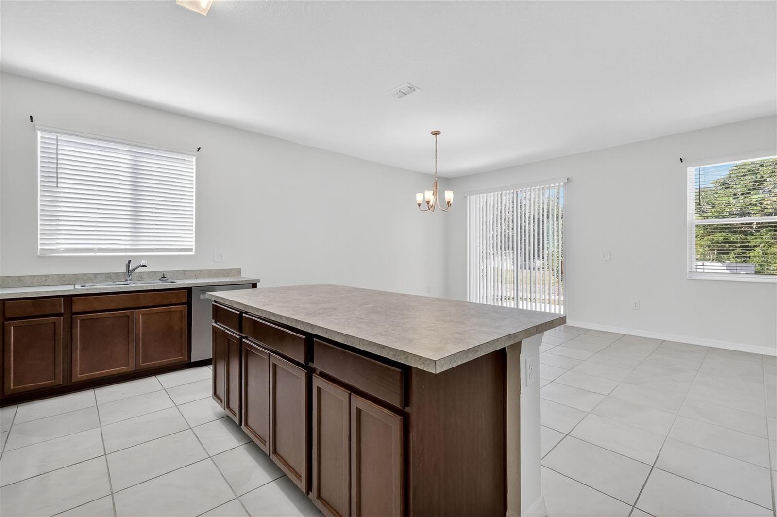 Image 12 of 31 For 7163 Cruz Court