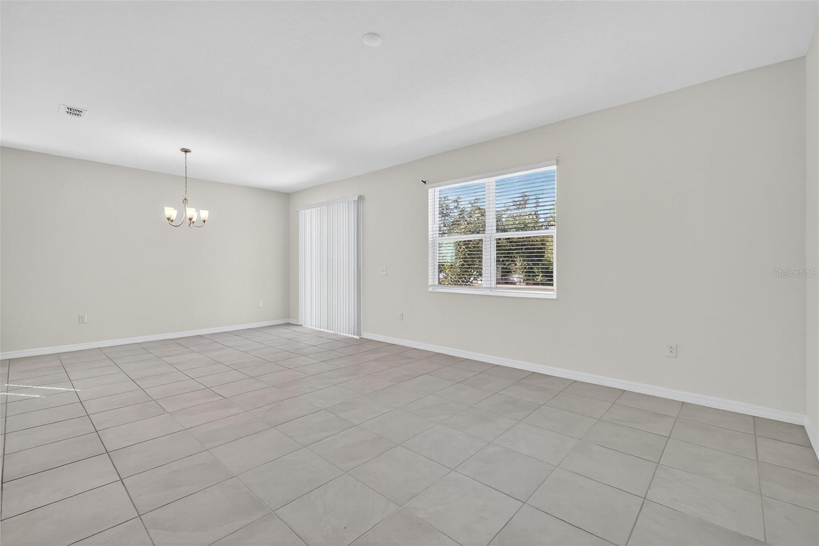 Image 16 of 31 For 7163 Cruz Court