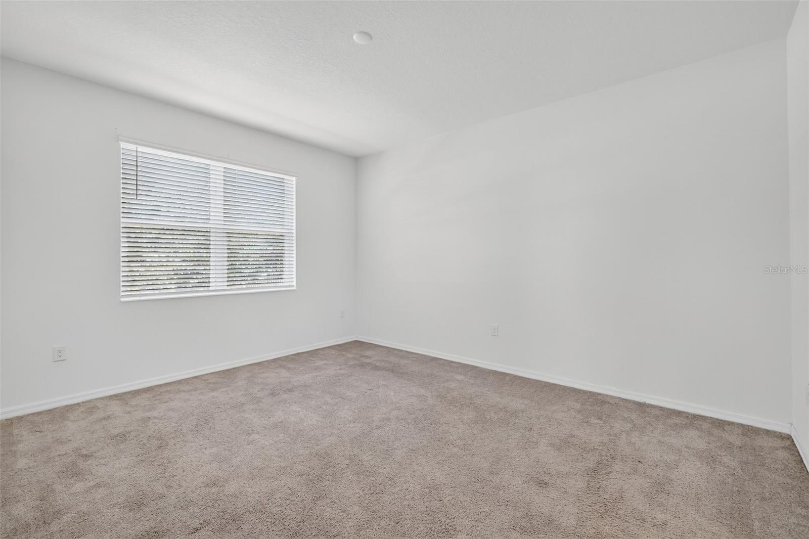 Image 25 of 31 For 7163 Cruz Court