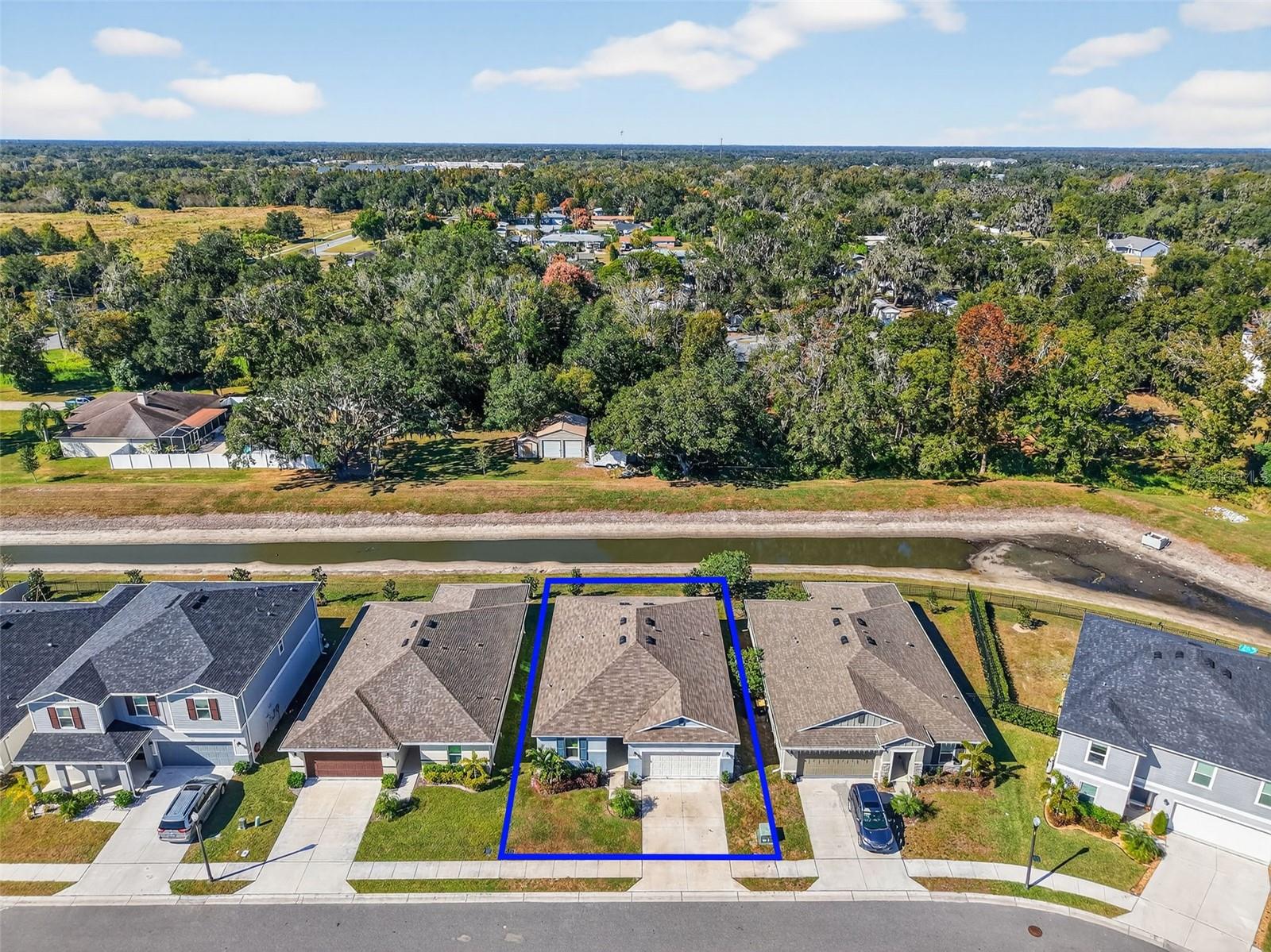 Image 6 of 31 For 7163 Cruz Court