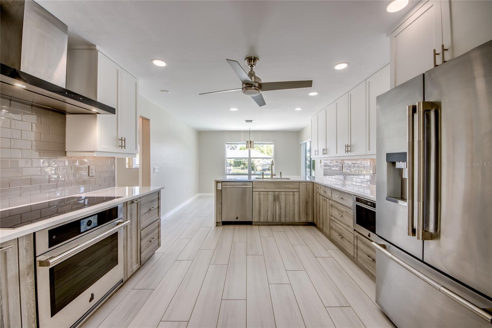 Image 10 of 46 For 3446 Pinetree Drive