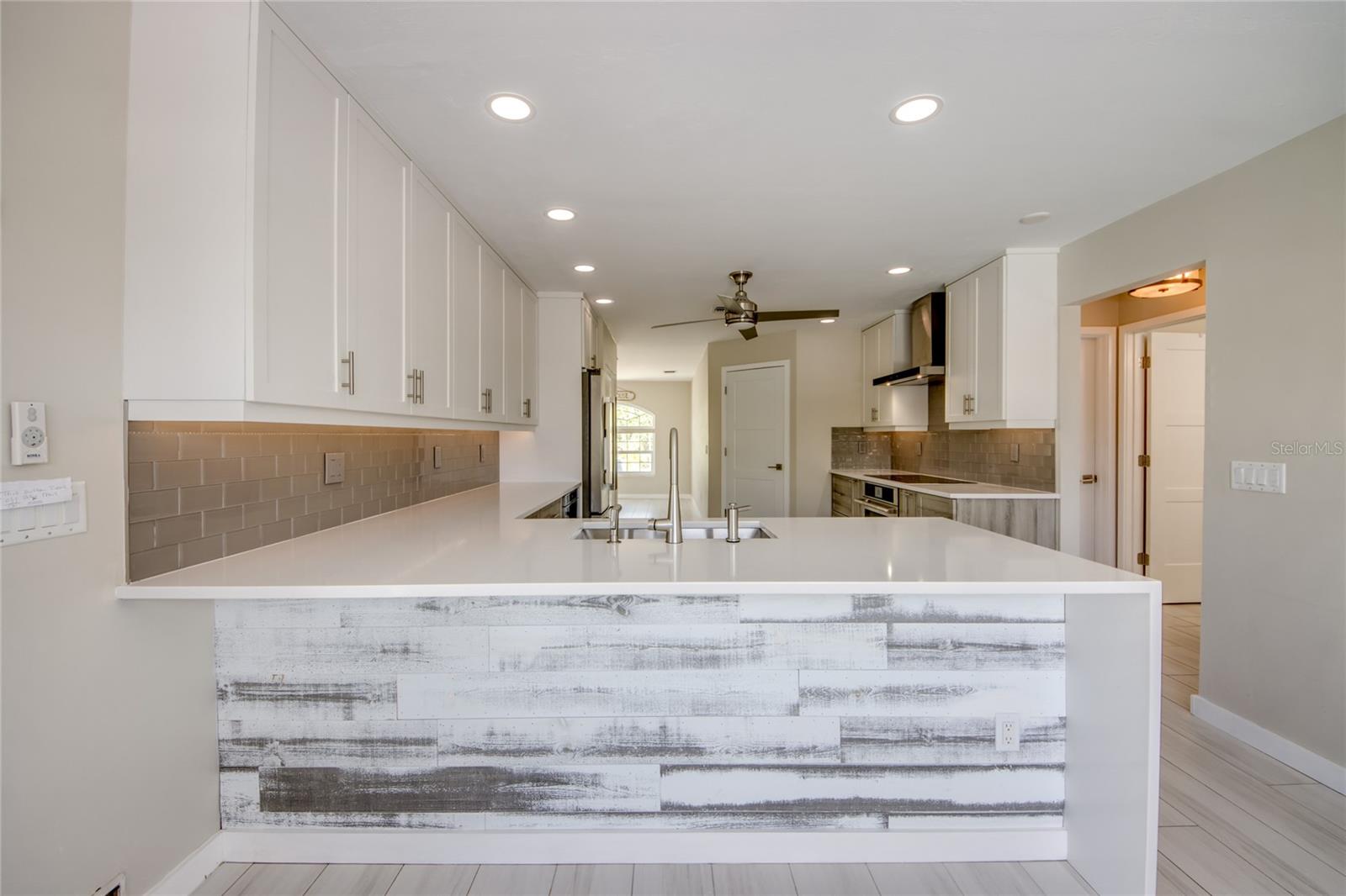 Image 13 of 46 For 3446 Pinetree Drive