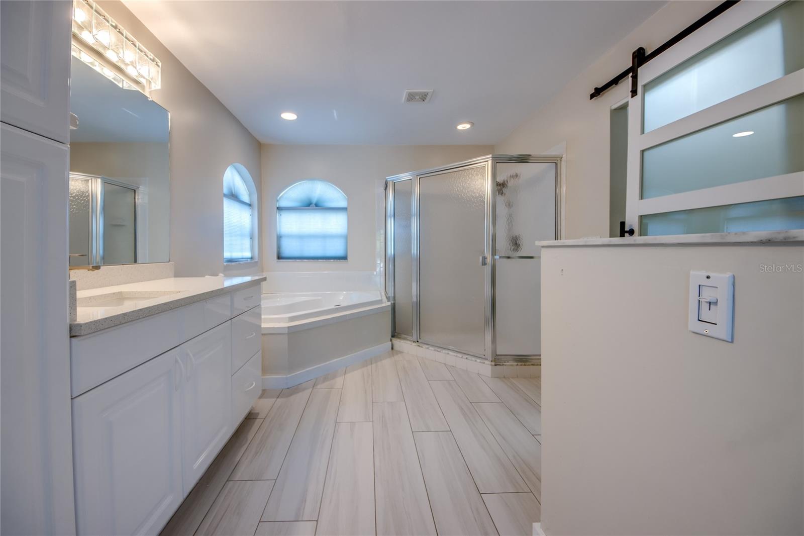 Image 20 of 46 For 3446 Pinetree Drive