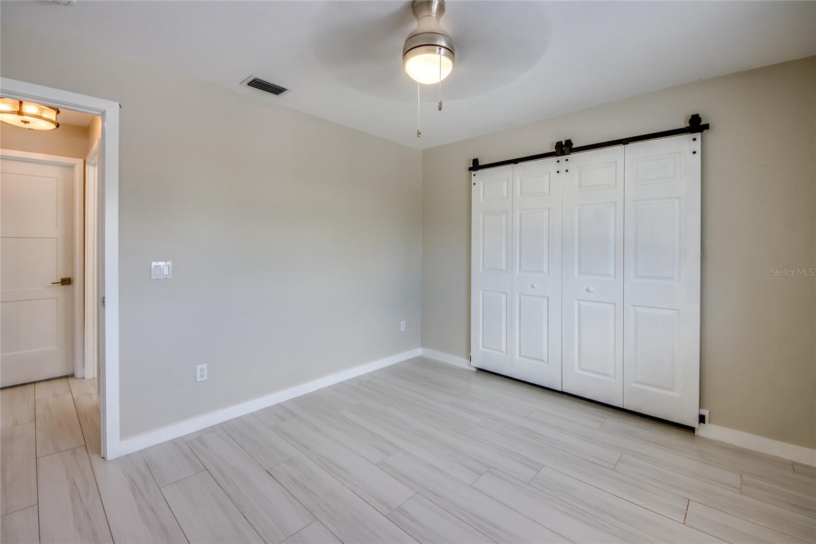 Image 24 of 46 For 3446 Pinetree Drive