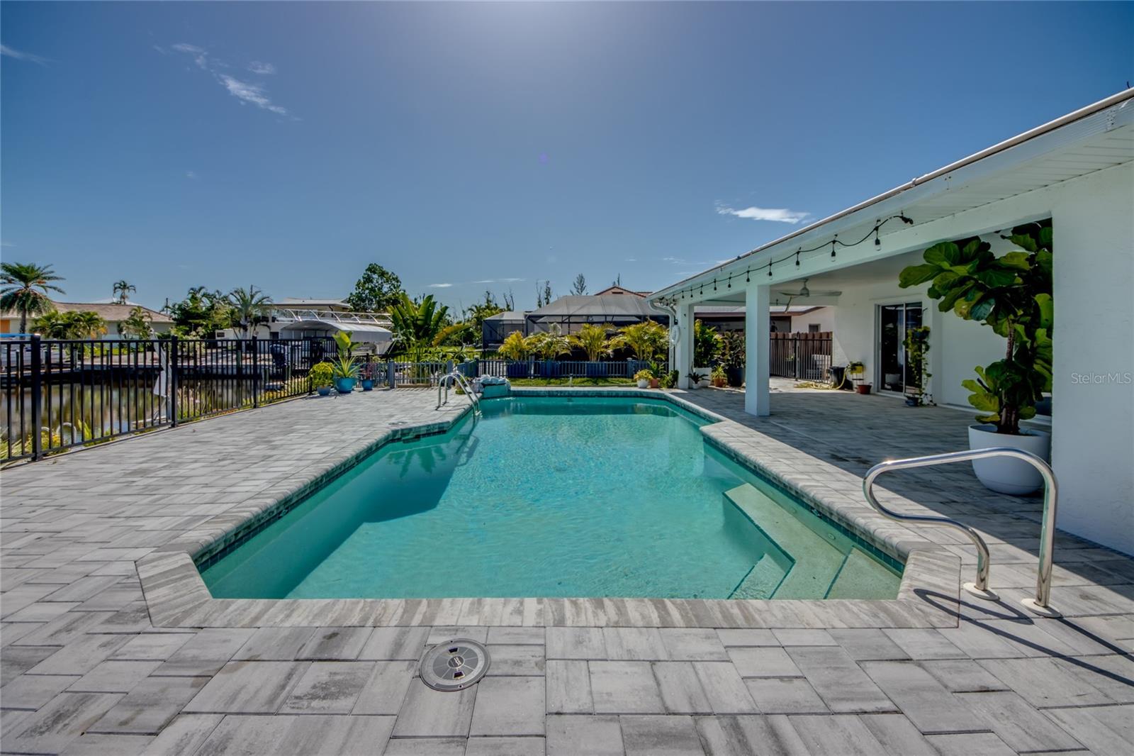 Image 27 of 46 For 3446 Pinetree Drive