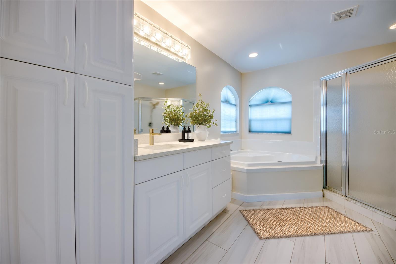 Image 8 of 46 For 3446 Pinetree Drive