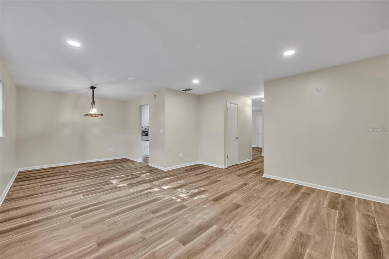 Image 16 of 32 For 110 Bilsdale Court