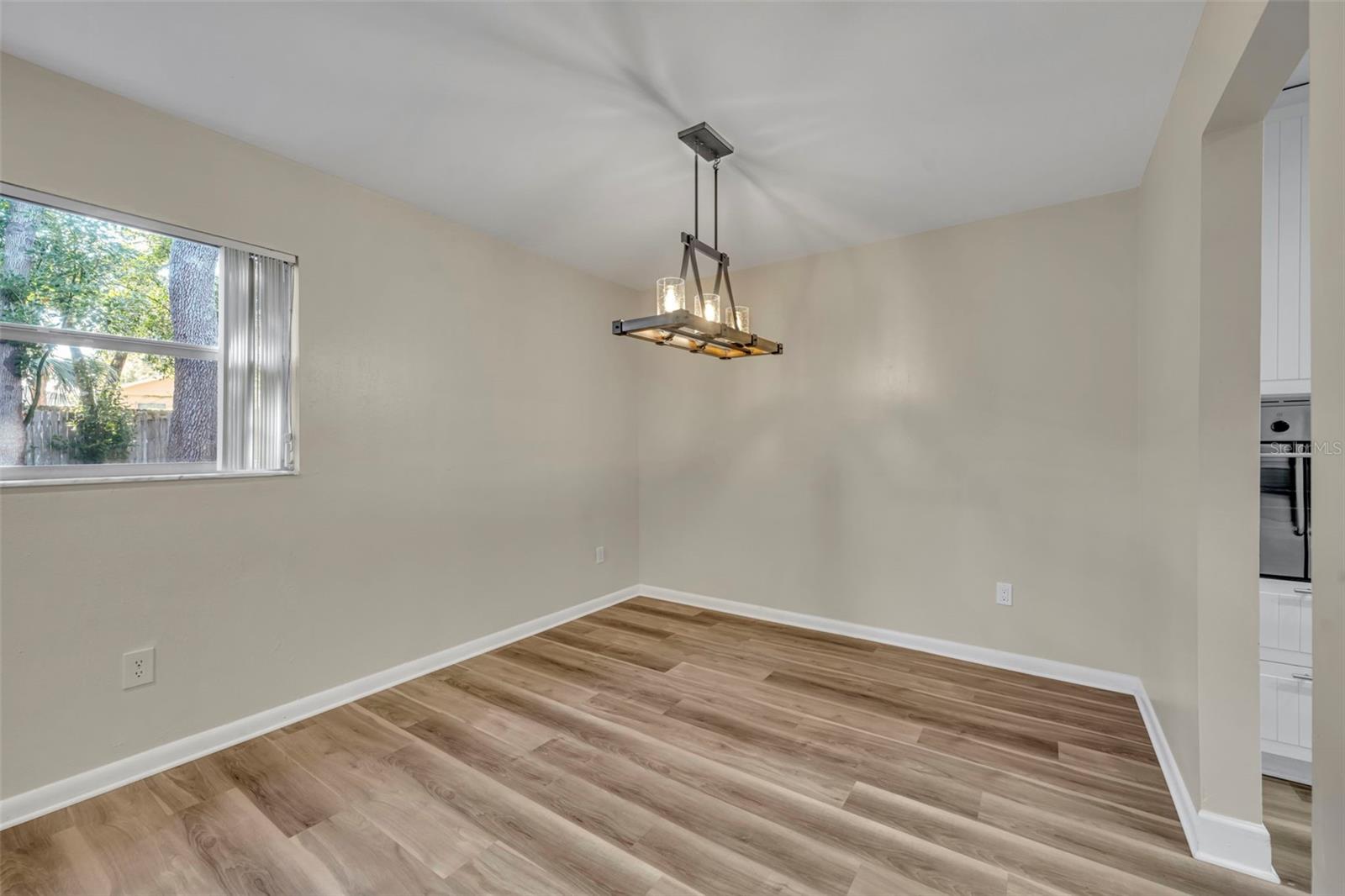 Image 19 of 32 For 110 Bilsdale Court